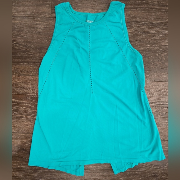 Athleta Turquoise Tank Top - Picture 1 of 5